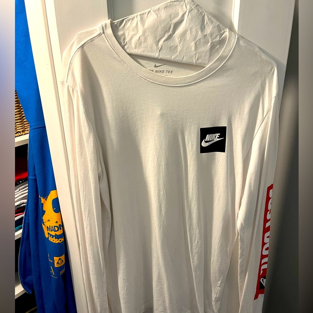 Nike Just Do It white long sleeve, men’s small